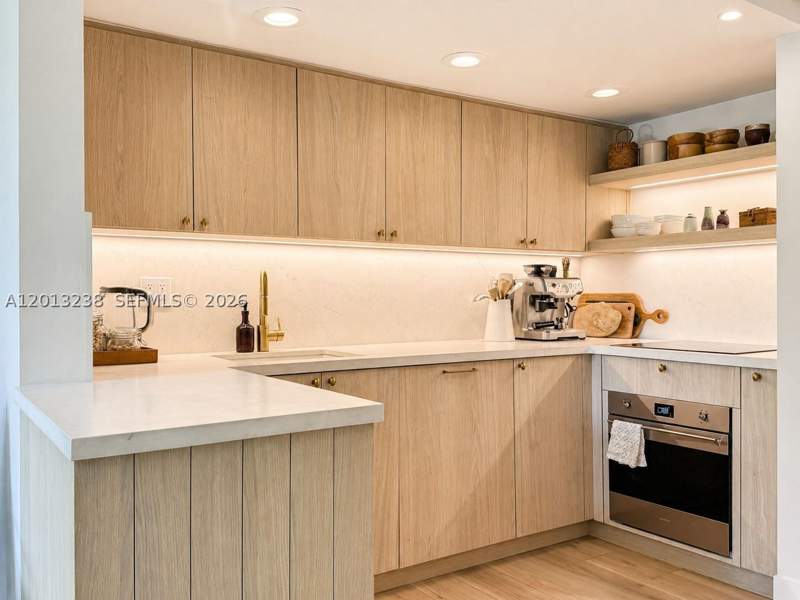 2 bedroom Townhouse at 2984 Mary St, Gemini II, Miami — photo 3