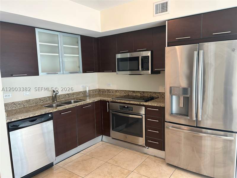 2 bedroom Condominium at 41 SE 5th St 1108, Brickell On The River S T, Miami — photo 2