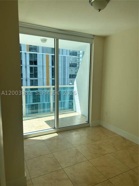 41 SE 5th St 1108, Miami FL - photo 8 of 10