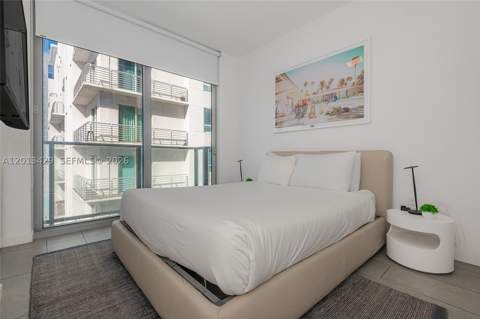 227 NE 2nd St 2206, Miami FL - photo 11 of 38