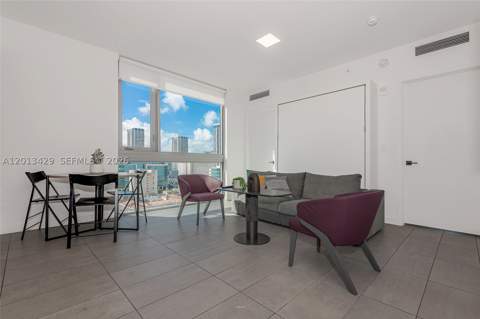 227 NE 2nd St 2206, Miami FL - photo 22 of 38