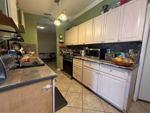25835 SW 131st Ct, Homestead FL - photo 9 of 33