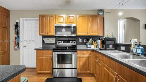 16101 NW 79th Ct, Miami Lakes FL - photo 19 of 56