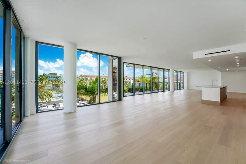 3 bedroom Condominium at 1177 Kane Concourse 405, The Well Bay Harbor, Bay Harbor Islands — photo 2