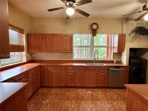 17301 SW 296th St, Homestead FL - photo 10 of 53