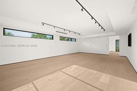 7740 SW 52nd Ave, Miami FL - photo 13 of 52