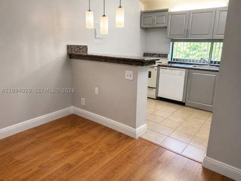 17011 N Bay Rd 503, Sunny Isles Beach FL - photo 8 of 36