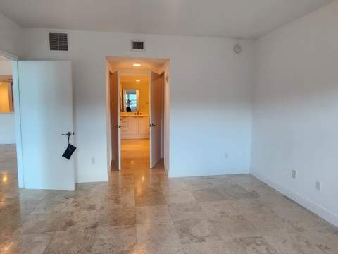 15051 Royal Oaks Lane 202, North Miami FL - photo 11 of 19