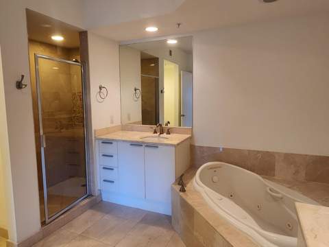 15051 Royal Oaks Lane 202, North Miami FL - photo 12 of 19