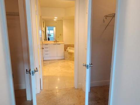 15051 Royal Oaks Lane 202, North Miami FL - photo 13 of 19