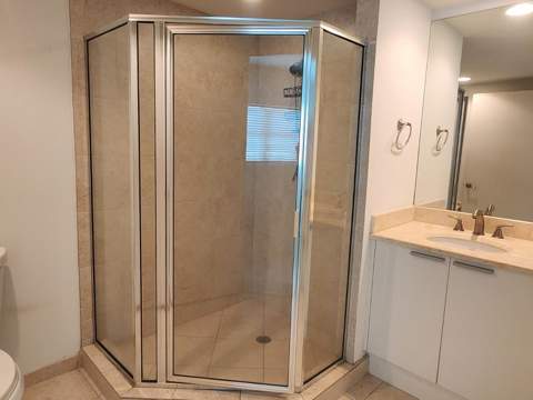 15051 Royal Oaks Lane 202, North Miami FL - photo 15 of 19