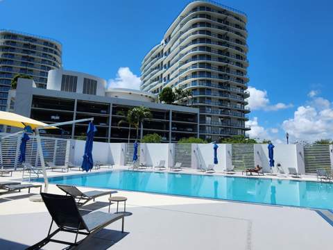 15051 Royal Oaks Lane 202, North Miami FL - photo 17 of 19