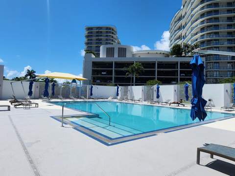 15051 Royal Oaks Lane 202, North Miami FL - photo 18 of 19
