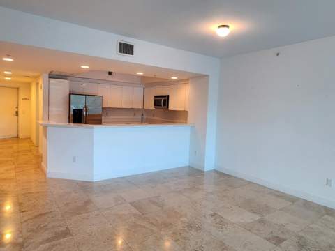 15051 Royal Oaks Lane 202, North Miami FL - photo 6 of 19