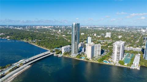 175 SE 25th Rd 4202, Miami FL - photo 11 of 29
