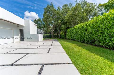 6785 SW 99th Ter, Pinecrest FL - photo 23 of 67