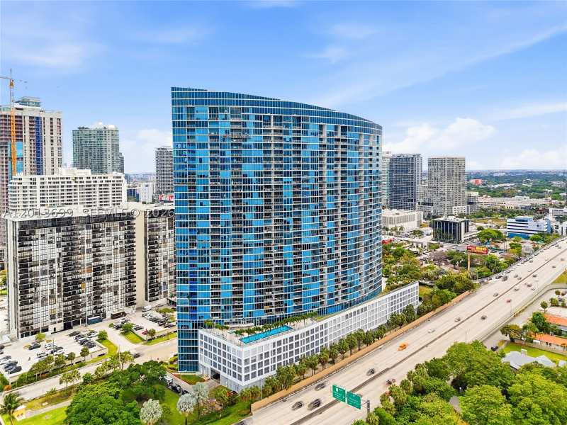 2 bedroom Condominium at 601 NE 36th St 2707, Blue Condo, Miami — photo 1