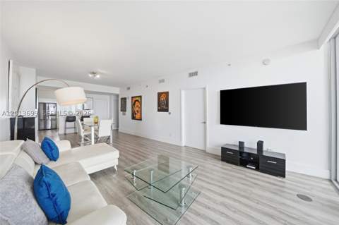 601 NE 36th St 2707, Miami FL - photo 7 of 37