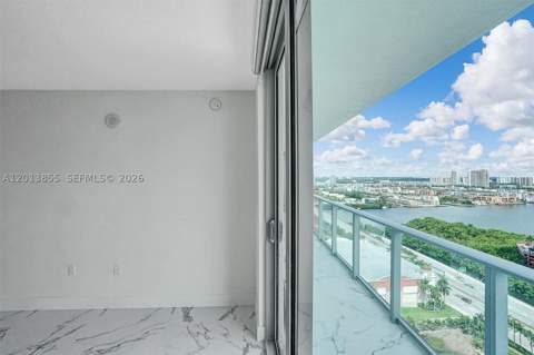 330 Sunny Isles Blvd 5-2205, Sunny Isles Beach FL - photo 9 of 73