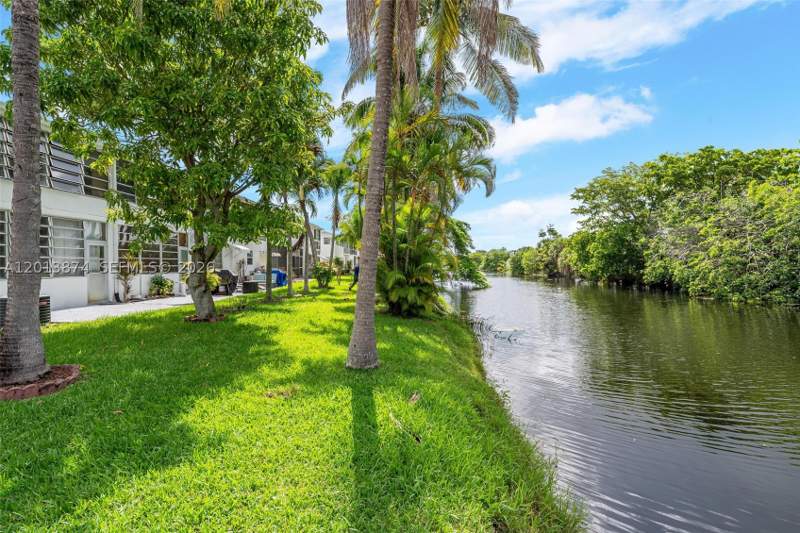 1 bedroom Condominium at 50 NW 204th St H7, Ro-Mont Gardens Andover H, Miami Gardens — photo 3