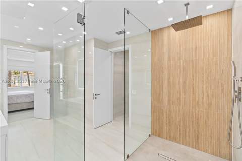 3188 NE 211th Ter, Aventura FL - photo 13 of 76