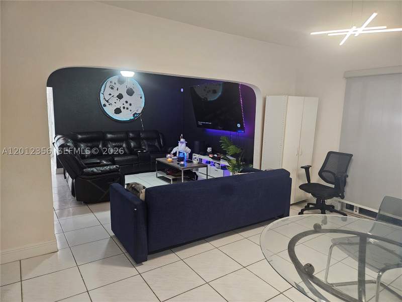 6 bedroom SingleFamilyResidence at 2231 NW 4th Ter, City Line Park Amd, Miami — photo 5