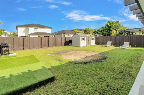 14671 SW 20th St, Miami FL - photo 13 of 53