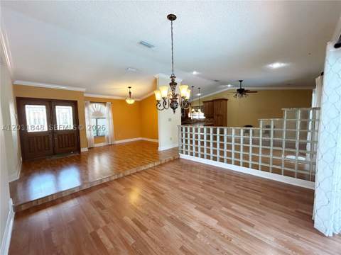 13931 SW 156th Ter, Miami FL - photo 7 of 20