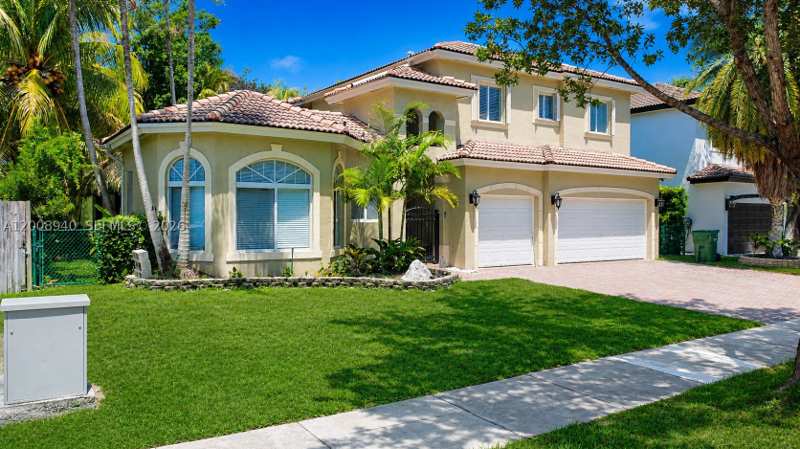 5 bedroom SingleFamilyResidence at 2220 SE 19th Ave, Palm Isle Estates, Homestead — photo 1