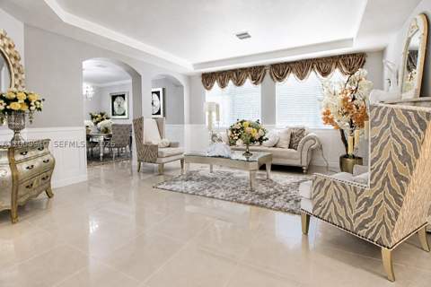 2220 SE 19th Ave, Homestead FL - photo 9 of 49