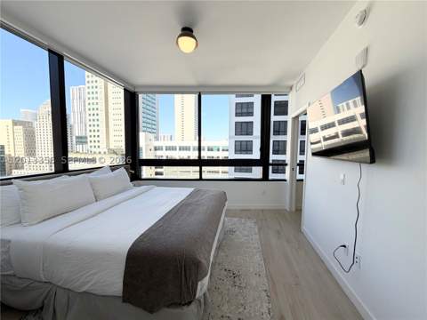 225 N Miami Ave 1412, Miami FL - photo 11 of 39