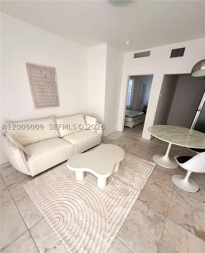 1 bedroom Condominium at 801 8th St 104, First On 8th Condo, Miami Beach — photo 3