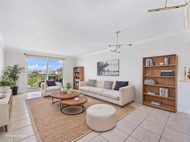 1 bedroom Condominium at 6950 Miami Gardens Dr 2-506, Coral Gate East Condo, Hialeah — photo 5