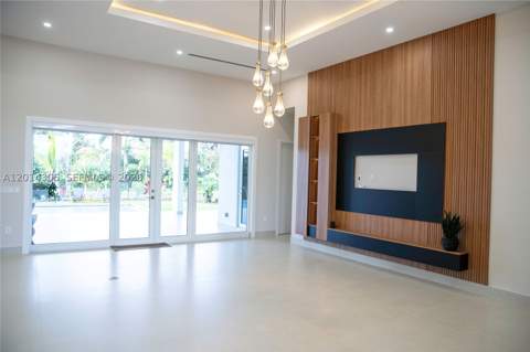 13231 SW 220 St, Miami FL - photo 16 of 62