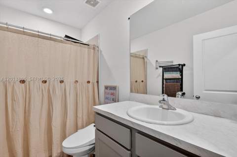 310 NE 1st Dr, Florida City FL - photo 20 of 51
