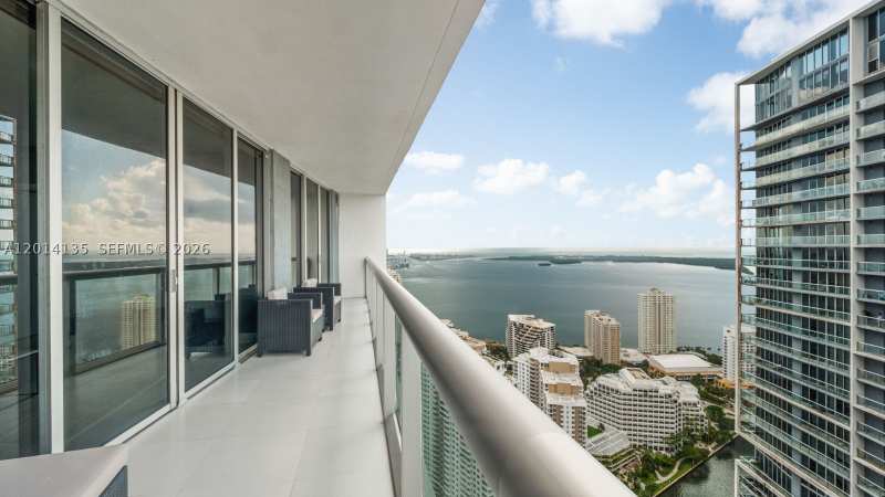 2 bedroom Condominium at 475 Brickell Ave 5109, Iconbrickell Condo No 1, Miami — photo 1