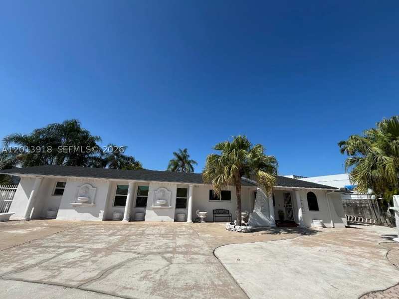 4 bedroom SingleFamilyResidence at 2525 SW 107th Ct, P & A Sub, Miami — photo 1