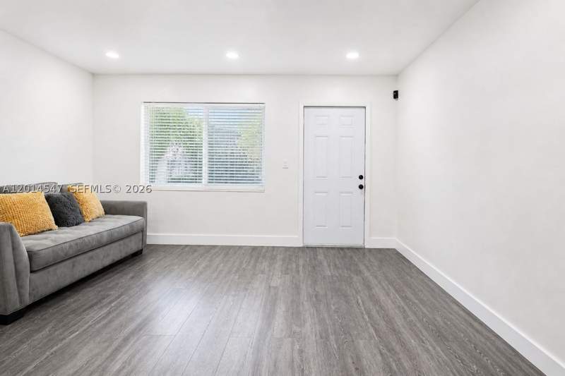3 bedroom SingleFamilyResidence at 1631 NW 114th St, Seventeenth Ave Heights, Miami — photo 4