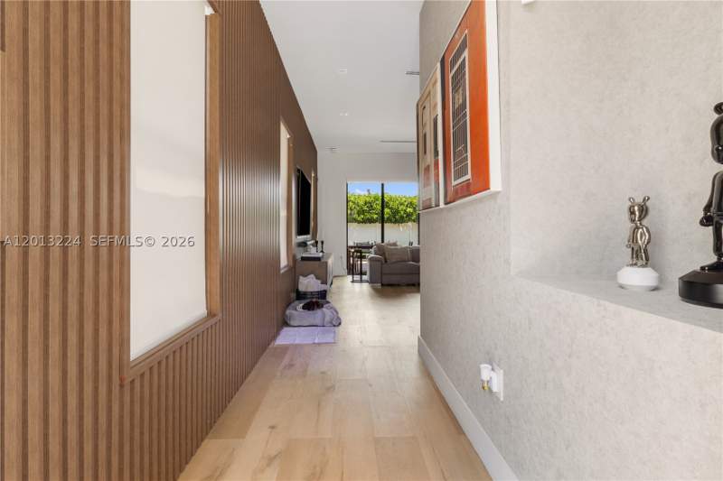 3 bedroom SingleFamilyResidence at 3261 W 99th Pl, Bonterra, Hialeah — photo 3