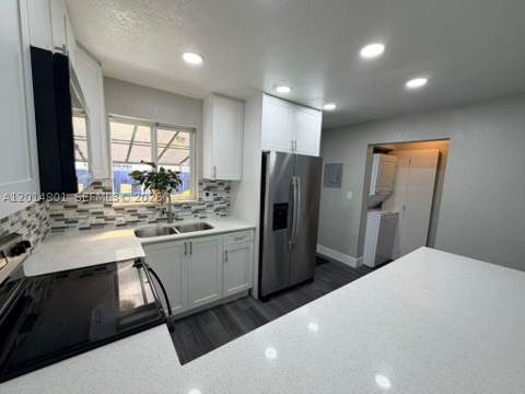 1500 NE 151st St 104, Miami FL - photo 13 of 29