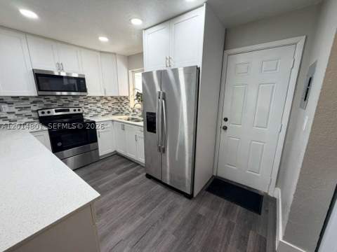 1500 NE 151st St 104, Miami FL - photo 15 of 29