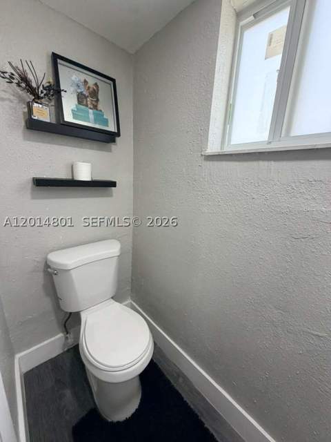 1500 NE 151st St 104, Miami FL - photo 19 of 29