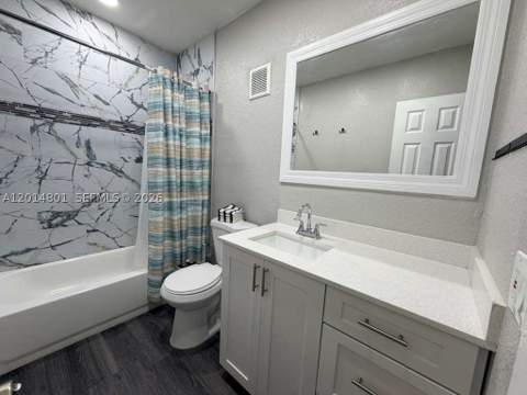 1500 NE 151st St 104, Miami FL - photo 24 of 29