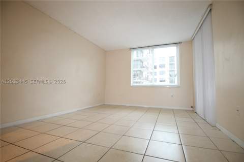17890 W Dixie Hwy 519 Hwy 519, North Miami Beach FL - photo 15 of 36