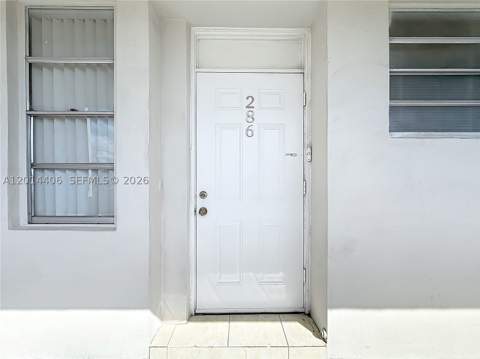 1401 NE Miami Gardens Dr 286, Miami FL - photo 6 of 48