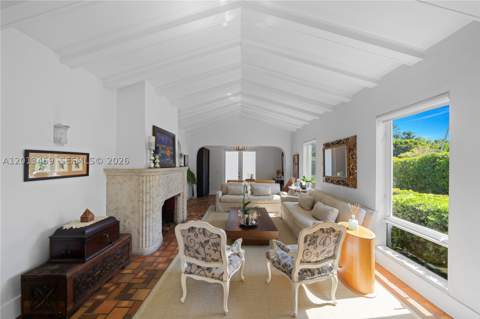 1281 S Venetian Way, Miami FL - photo 19 of 48