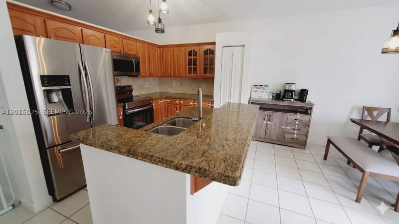 3 bedroom Townhouse at 10273 SW 162nd Ct, Forest Lakes Country Gard, Miami — photo 5
