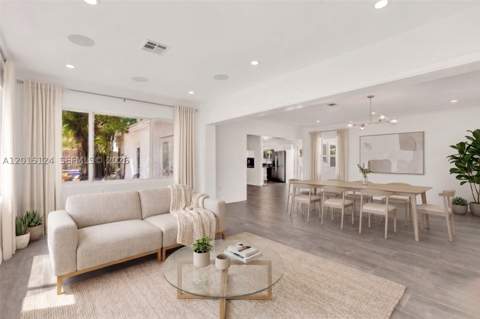 634 NE 72nd Ter, Miami FL - photo 10 of 47