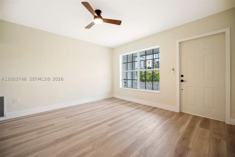 3 bedroom SingleFamilyResidence at 1130 NW 129th St, Taylor Manor, North Miami — photo 3