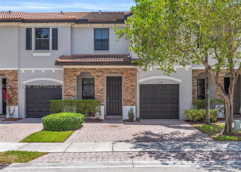 3 bedroom Townhouse at 11738 SW 238th St, Silver Palm West, Homestead — photo 1